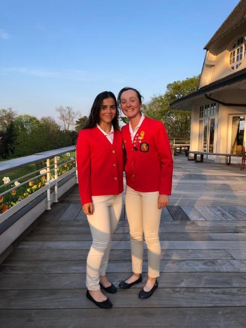 Carlota Palacios y marina Escobar en Francia