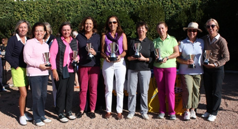 Las mujeres golfistas tienen preparada su cita en el calendario