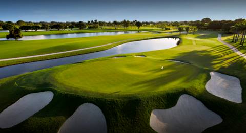 El golf universitario femenino se prepara en el Doral Golf Resort & Spa