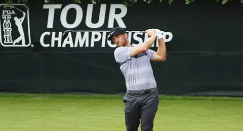 Dustin Johnson hace de la eficacia su mejor acompañante