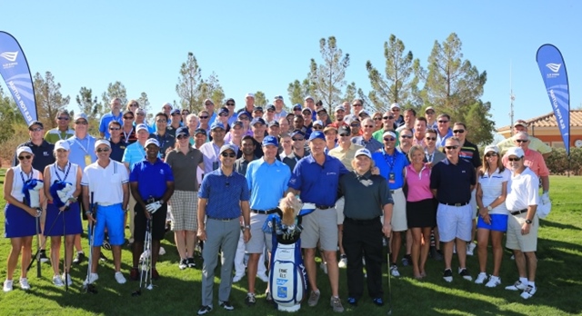 Ernie Els muestra su solidaridad con el autismo