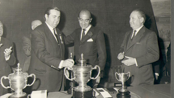 Luis Álvarez de Bohorques premios RFEG