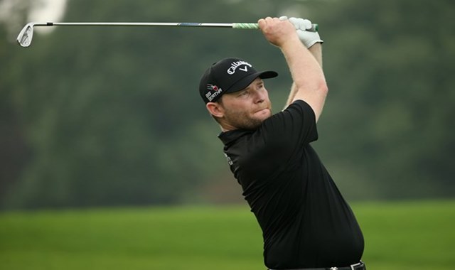 Branden Grace comienza poniendo rumbo al título