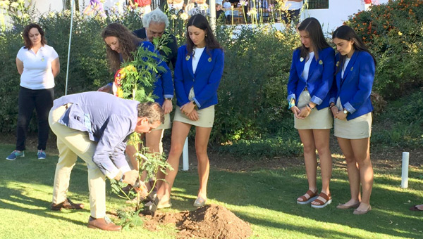 Plantación árbol en memoria Celia Barquín Lauro Golf