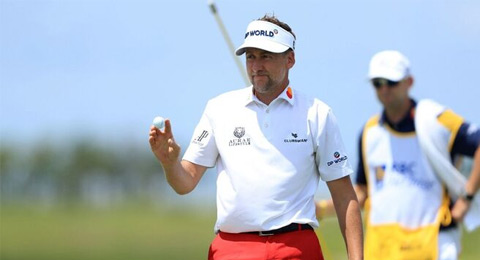 Ian Poulter arranca brillando pero los españoles no encuentran la fórmula