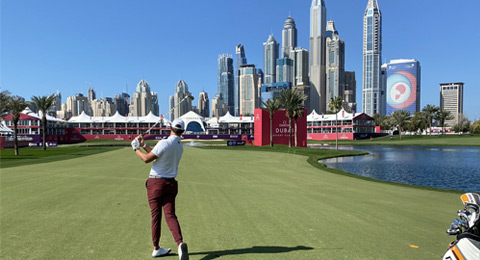 El viento pone en jaque el inicio en Dubai