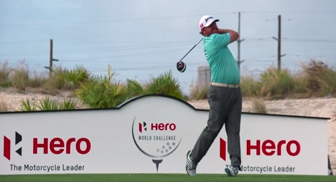 J.B. Holmes lidera en Bahamas y Tiger afila sus dientes