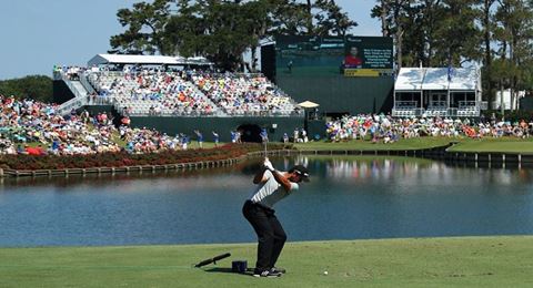 Jason Day se luce en Sawgrass