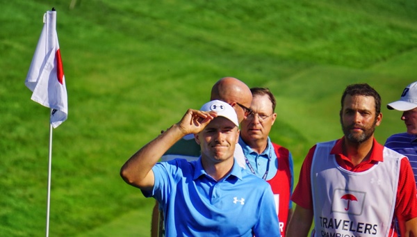 Jordan Spieth travlers championship liderato día 1