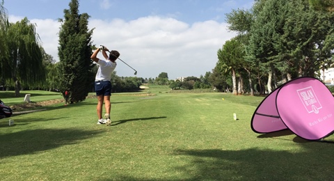 Costa Azahar domina en los hoyos de Lauro Golf