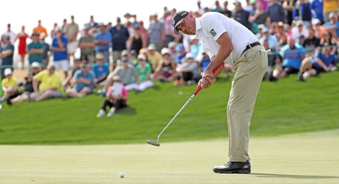 Matt Kuchar, un veterano que muestra su clase en Phoenix