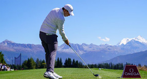 Fitzpatrick sigue consagrando su gran golf en Crans Montana