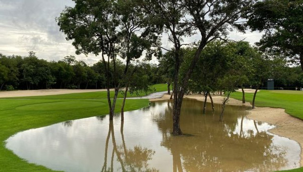 Mayakoba lluvias campo