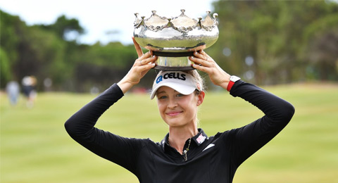 Nelly Korda prolonga el idilio familiar con Australia