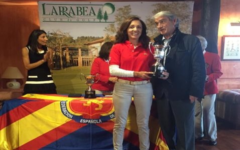 Orueta se repone de la lluvia y vence en Larrabea