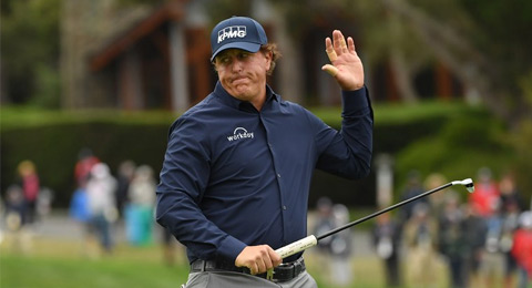 Phil Mickelson cierra una etapa de récord