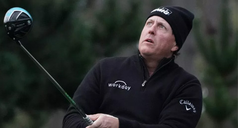 Mickelson se pone al mando y Rafa se mete en la pomada