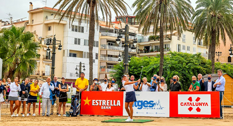 El espectáculo del golf femenino llega a la Playa de la Fragata