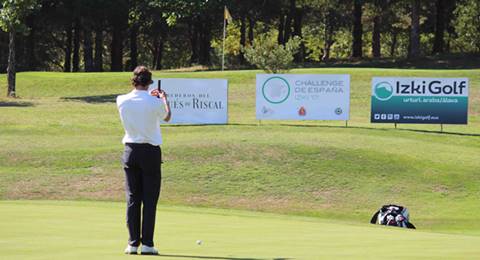 José Manuel Lara, al acecho de Samooja en Izki Golf