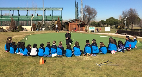 Un gran programa para que los escolares se inicien y aficionen al golf