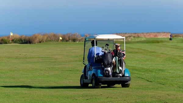 Uso de buggies en los campos de golf