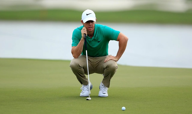 McIlroy toma los mandos y los españoles remontan