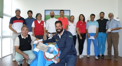 Santiago Tarrío vence en el Cto. Gallego de Profesionales de Pitch&Putt