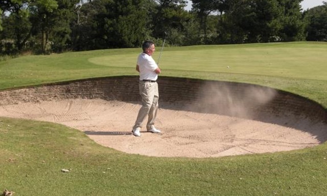 Maestro consigue la victoria en Golf Valdeluz