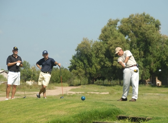 El Torneo Primavera de Golf arranca en Ribera del Bravo