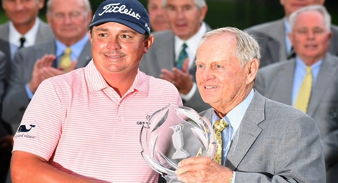 Rocambolesca de Jason Dufner para levantar The Memorial