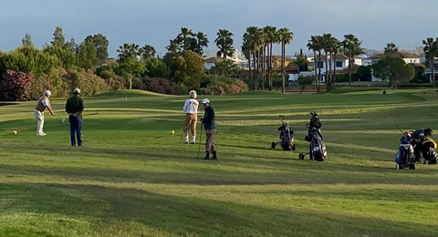 ¿Cómo está siendo la vuelta a los campos de golf?