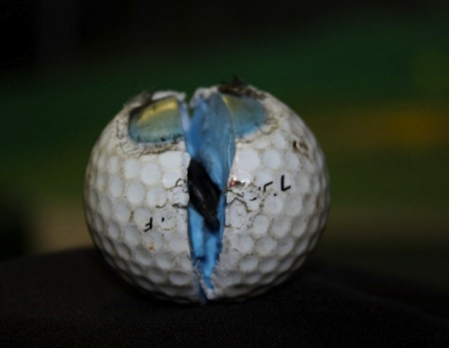 ¿Qué campo de golf usa bolas de prácticas antiguas y en mal estado?