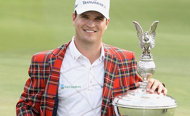 Zach Johnson se impone en un final polémico