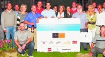 Los hosteleros juegan a golf