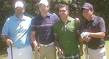 Carlos Tevez juega al golf y pierde millones